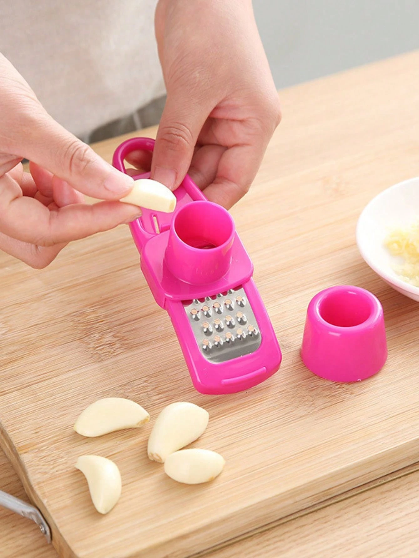 Electronics Gadgets Sale - 1/2pc Mini Garlic Grinder Creative Garlic